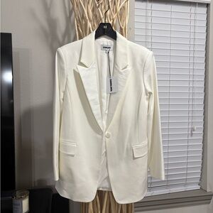 Elegant Cream Blazer